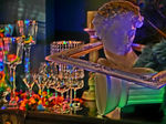 exlimhdr01.jpg